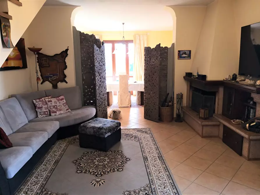 Immagine 4 di Casa bifamiliare in vendita  in Via Todi 23 a Perugia