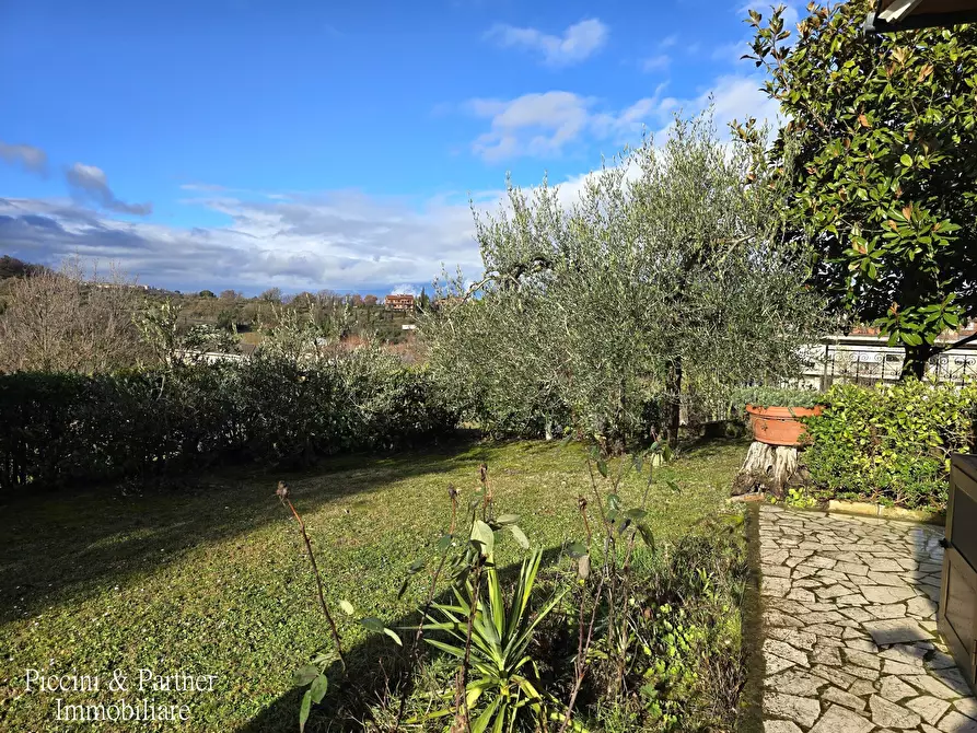 Immagine 6 di Casa bifamiliare in vendita  in Via delle Terme Sud a Montepulciano