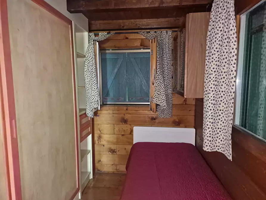 Immagine 43 di Villa in vendita  in Via dei Cespugli 12 a Passignano Sul Trasimeno