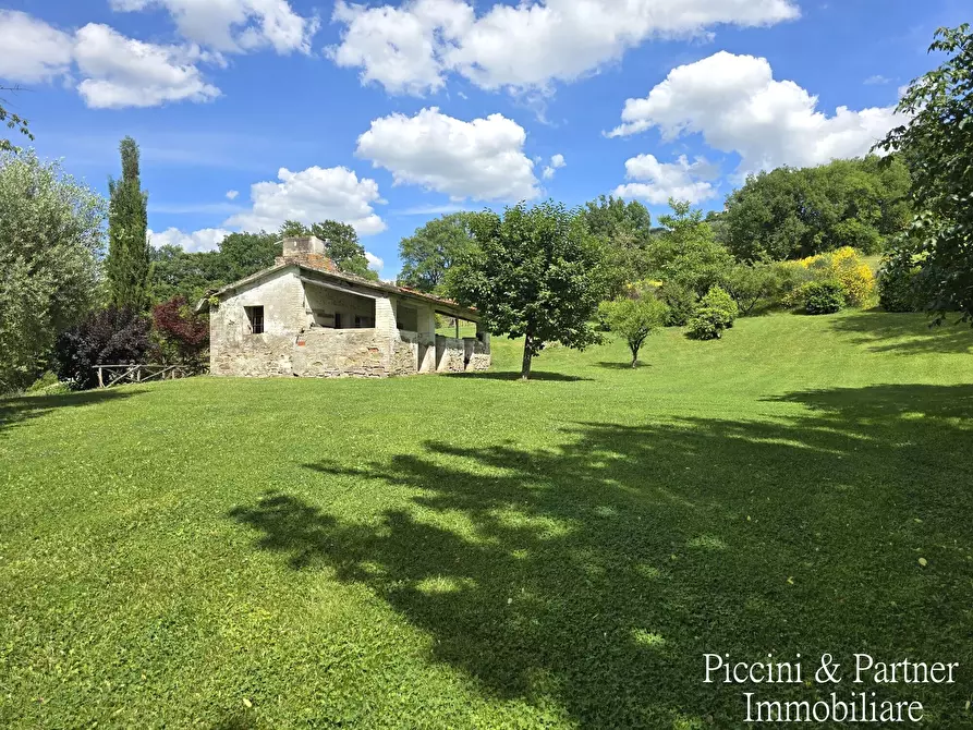 Immagine 83 di Rustico / casale in vendita  in Strada Ponte Resina - Monte Acutello 1 a Perugia