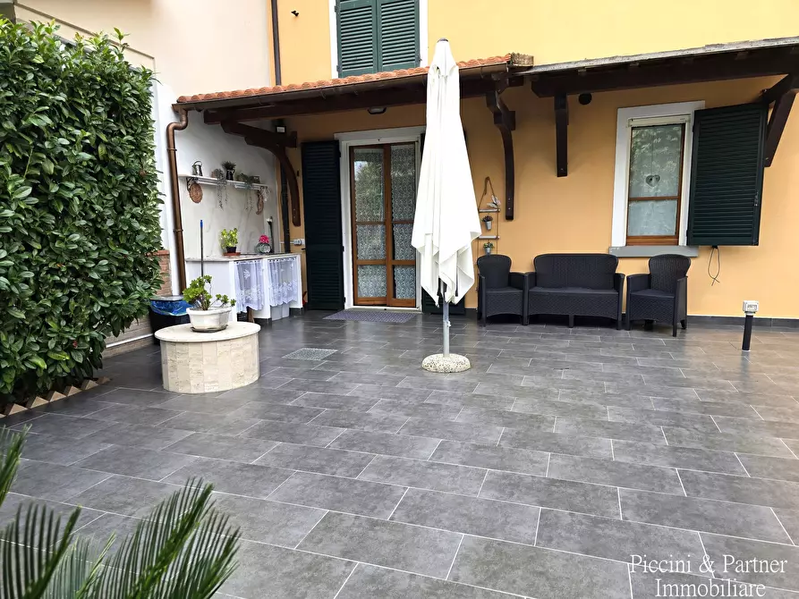 Immagine 21 di Villa in vendita  in C.a. Monsigliolo a Cortona
