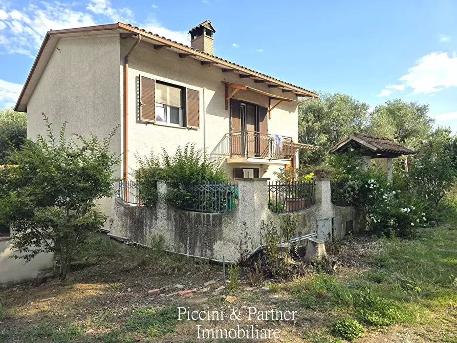 Immagine 2 di Casa indipendente in vendita  in Località Mecucciami 14 a Castiglione Del Lago