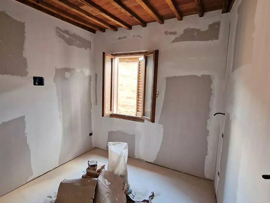 Immagine 22 di Trilocale in vendita  in Via Camillo Benso Conte di Cavour 73 a Torrita Di Siena