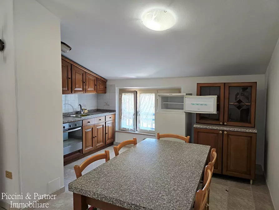 Immagine 7 di Appartamento in vendita  in Via della Sapienza a Magione