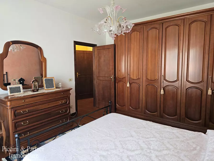 Immagine 29 di Pentalocale in vendita  in Via Italia a Torrita Di Siena