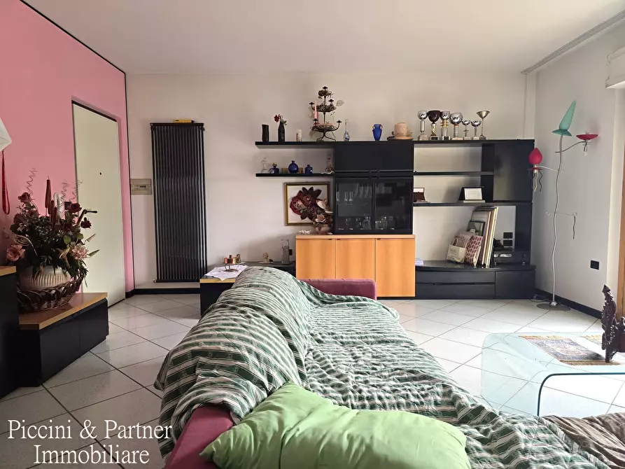 Immagine 4 di Pentalocale in vendita  in Via Maria Montessori a Tuoro Sul Trasimeno