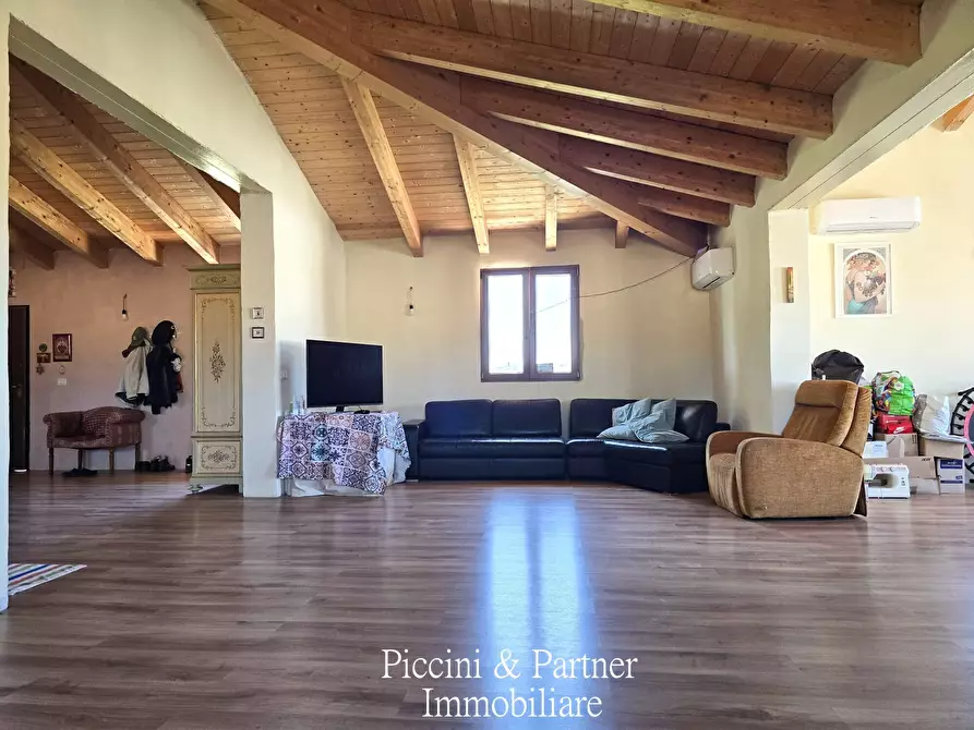 Immagine 23 di Rustico / casale in vendita  in Strada Settevalli 1157 a Perugia