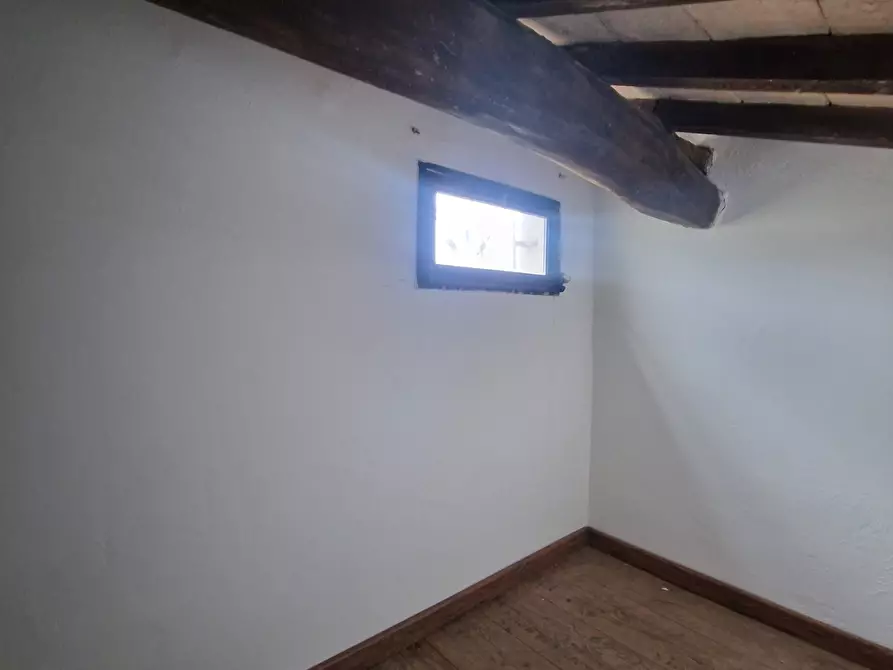 Immagine 20 di Loft/Open space in vendita  in Via Cenaioli a Magione