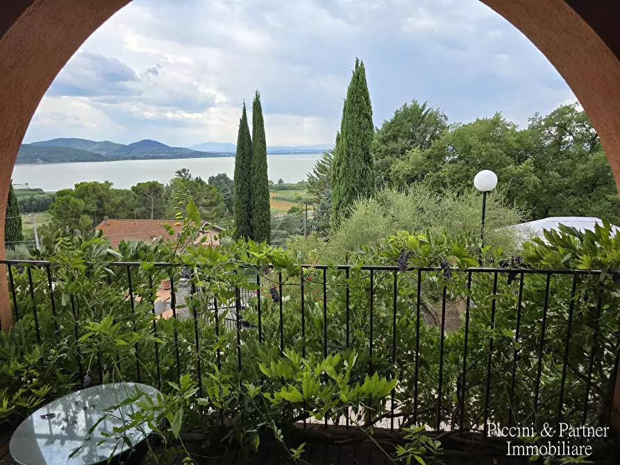 Immagine 40 di Villa in vendita  in Via Marzabotto 11 a Magione