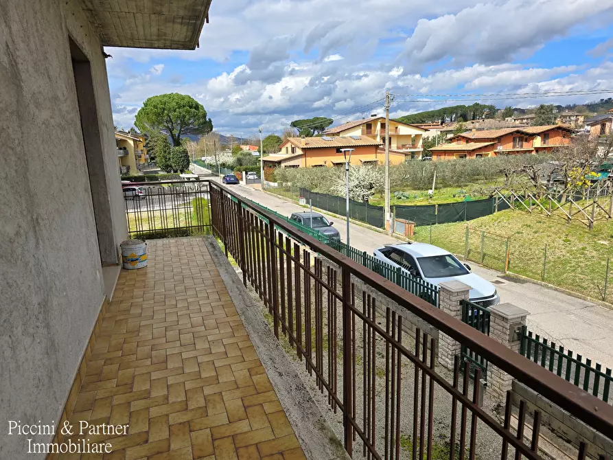 Immagine 10 di Pentalocale in vendita  in Via Sant'Orsola 22 a Perugia
