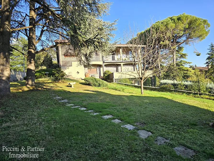 Immagine 10 di Villa in vendita  in Via Giovanni Boccaccio a Città Di Castello
