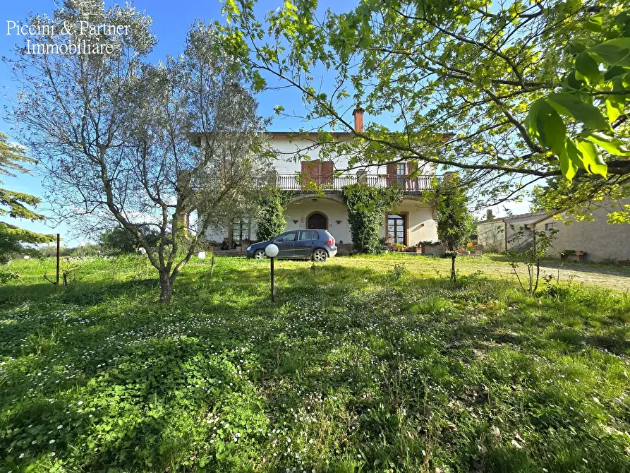 Immagine 93 di Rustico / casale in vendita  in Via Paganico 2 a Castiglione Del Lago