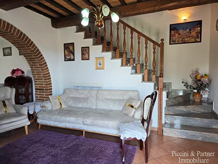 Immagine 43 di Terratetto in vendita  in Via Napoli a Castiglione Del Lago