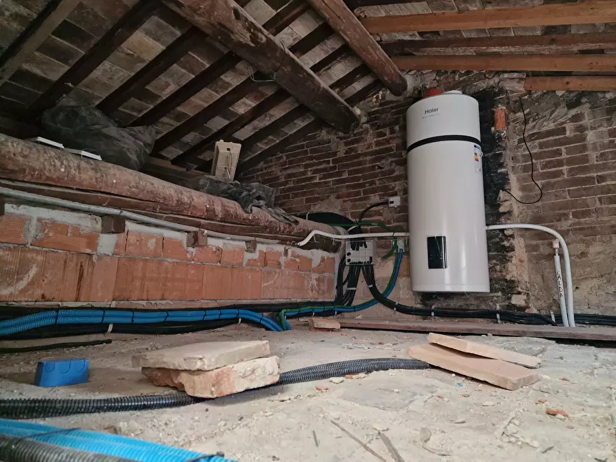 Immagine 29 di Trilocale in vendita  in Via Camillo Benso Conte di Cavour 73 a Torrita Di Siena