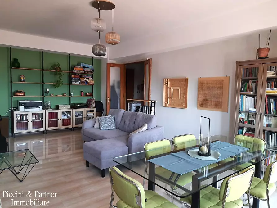 Immagine 19 di Pentalocale in vendita  in Via Frà Bevignate 14 a Perugia