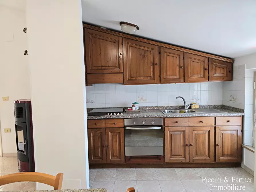 Immagine 12 di Appartamento in vendita  in Via della Sapienza a Magione