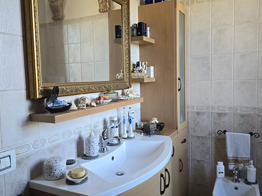 Immagine 53 di Villetta a schiera in vendita  in Via Macedonio Melloni a Spoleto