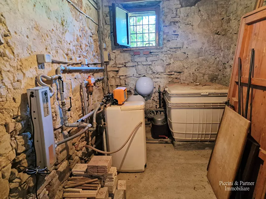 Immagine 75 di Rustico / casale in vendita  in Strada di Compresso a Perugia