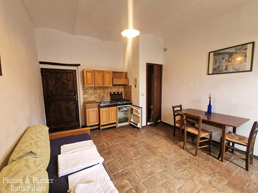 Immagine 20 di Bilocale in vendita  in Via Cenaioli a Magione