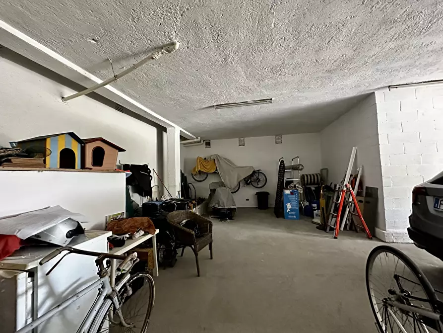 Immagine 4 di Garage in vendita  in Via A. San Novaro a Diano San Pietro
