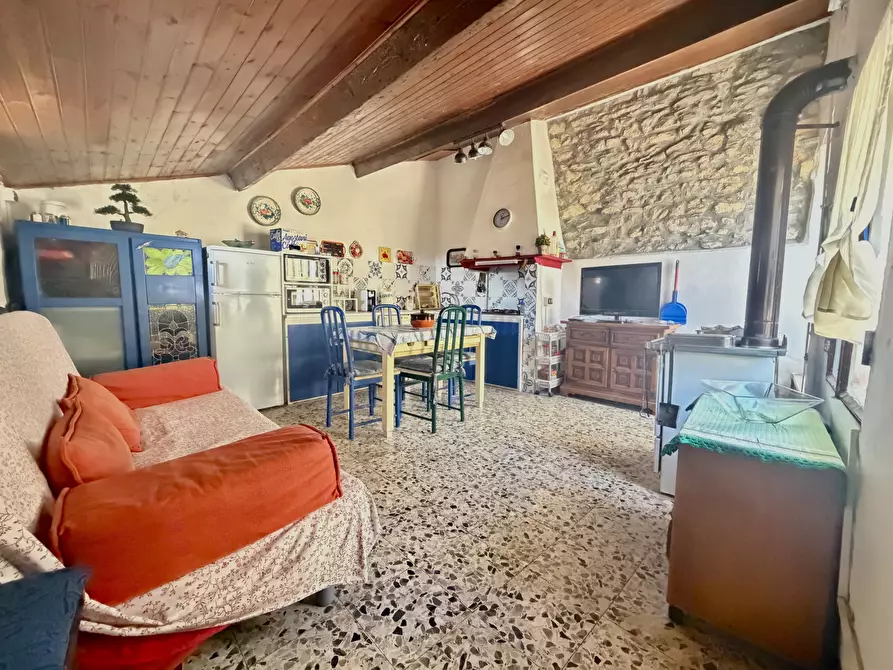 Immagine 7 di Porzione di casa in vendita  in Via Partigiani a Diano San Pietro