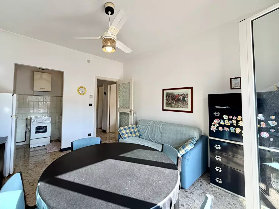 Immagine 11 di Bilocale in vendita  in Via Alessandro Manzoni a San Bartolomeo Al Mare