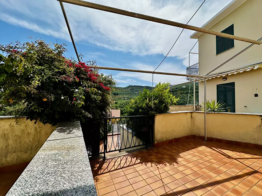 Immagine 2 di Bilocale in vendita  in via Caduti di Nassyria a Diano Castello
