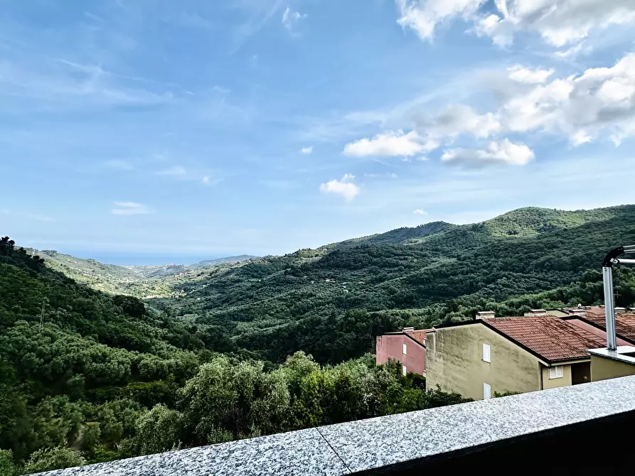 Immagine 9 di Bilocale in vendita  in via villacosta a Diano Arentino