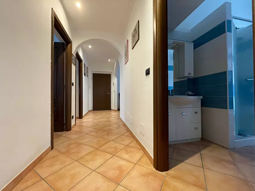 Immagine 9 di Quadrilocale in vendita  in Via Generale A. Lamarmora 221 a San Remo