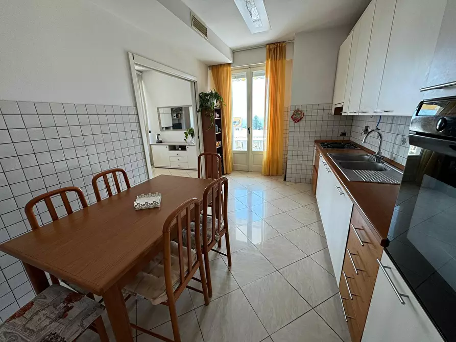 Immagine 19 di Pentalocale in vendita  in Strada San Martino a San Remo