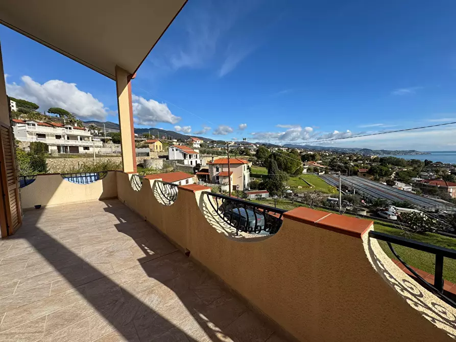 Immagine 10 di Casa bifamiliare in vendita  in Via Padre Semeria 560 a San Remo