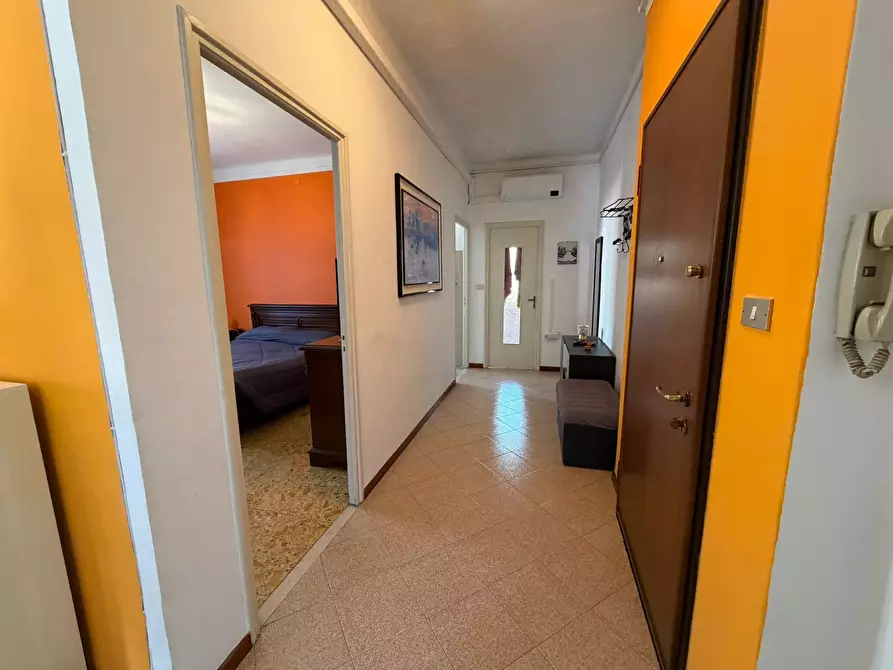 Immagine 3 di Quadrilocale in vendita  in Via Martiri della Libertà 330 a San Remo