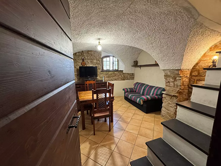 Immagine 1 di Bilocale in vendita  in Via Armando Diaz 2 a Imperia