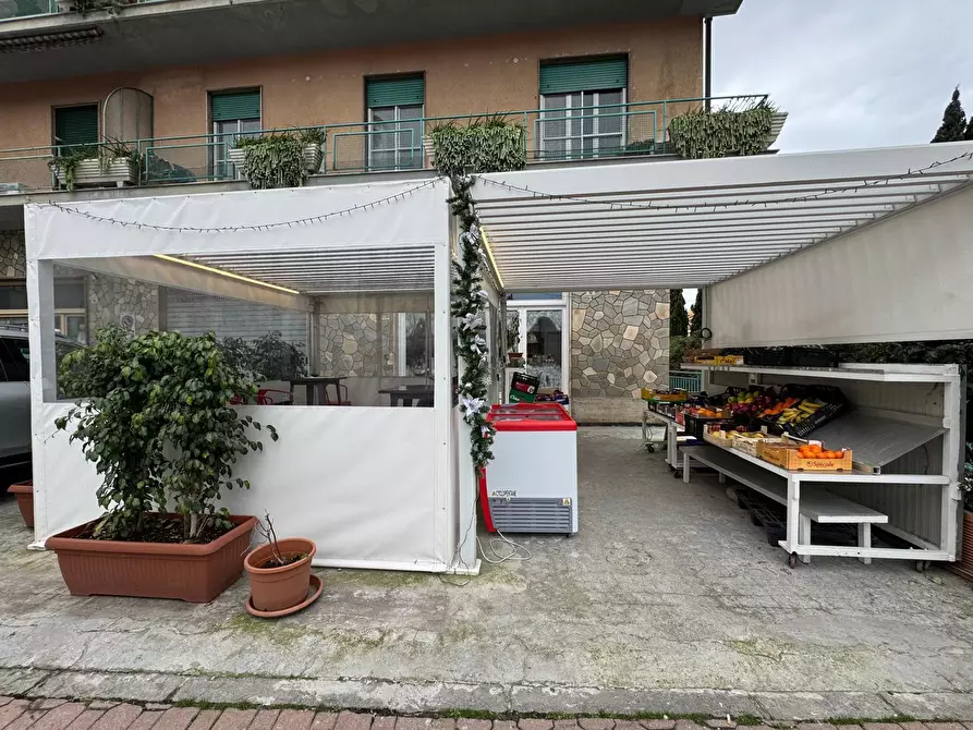 Immagine 14 di Locale commerciale in vendita  in Corso Giuseppe Mazzini 12 a San Remo