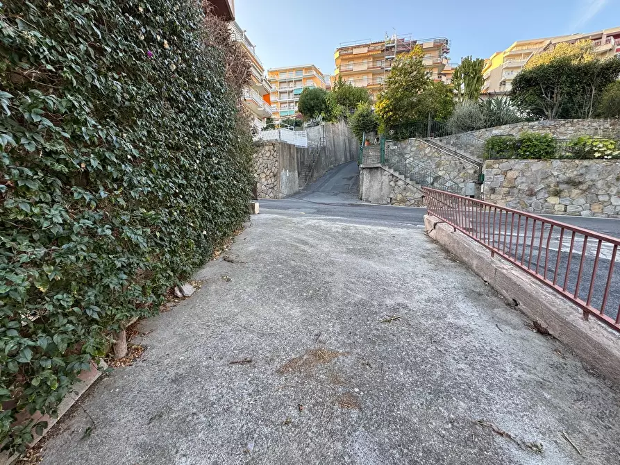 Immagine 15 di Trilocale in vendita  in Via Padre Semeria 101 a San Remo