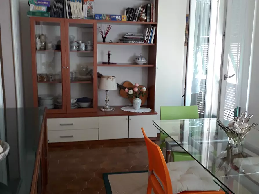 Immagine 15 di Quadrilocale in affitto  a Pietrasanta