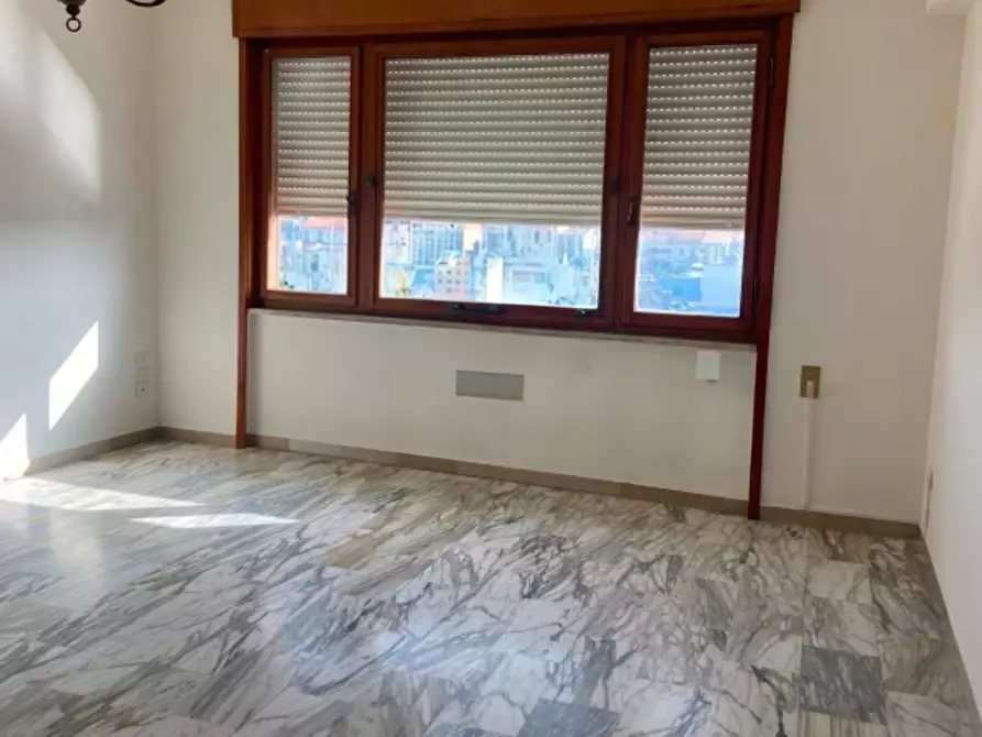 Immagine 4 di Appartamento in affitto  a Viareggio