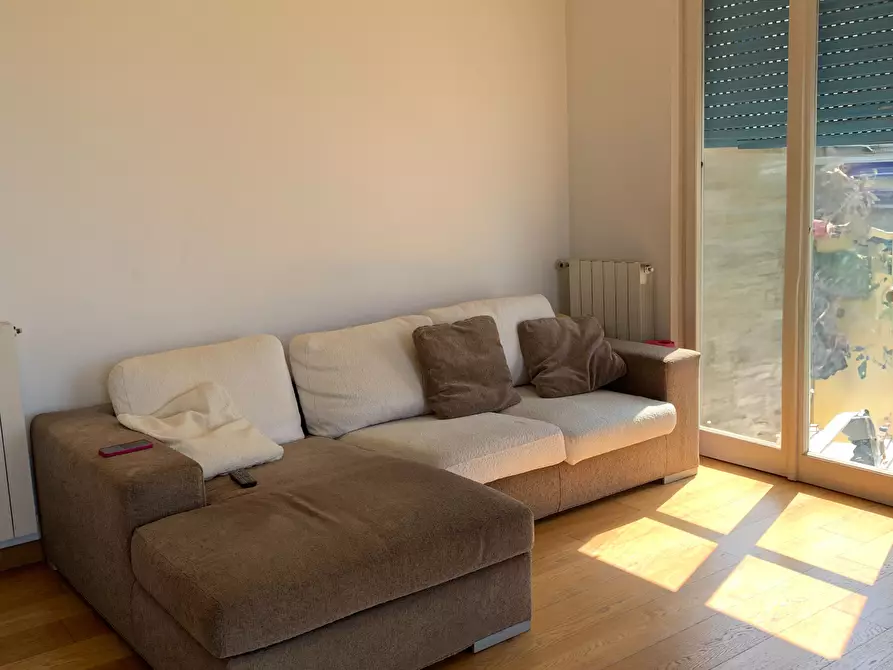 Immagine 5 di Appartamento in affitto  a Viareggio