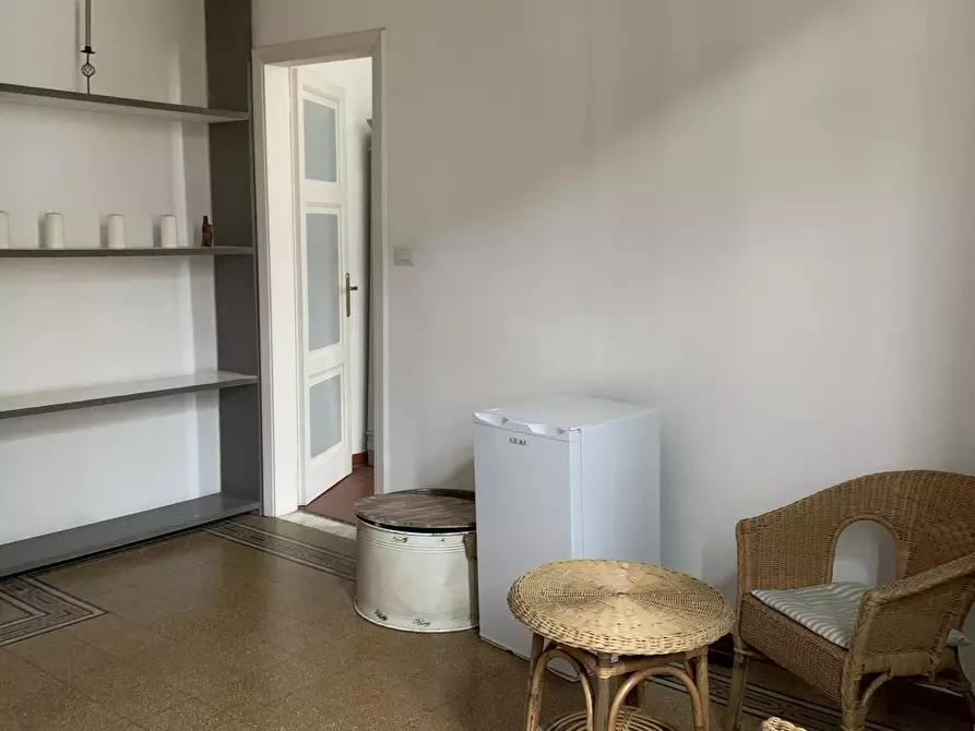 Immagine 4 di Bilocale in affitto  a Pietrasanta