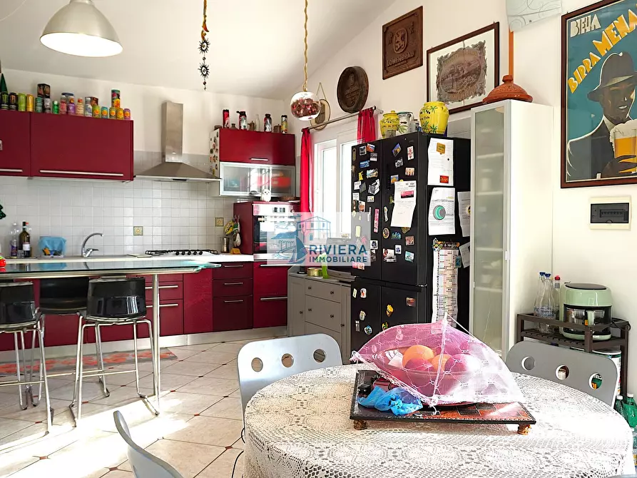 Immagine 17 di Villa in vendita  in Via Giulio Cesare 2 a Santo Stefano Al Mare