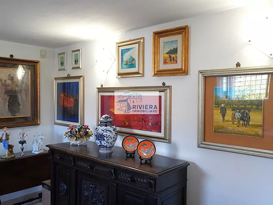 Immagine 42 di Villa in vendita  in Via Giulio Cesare 2 a Santo Stefano Al Mare