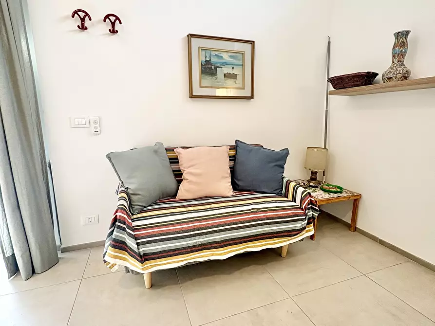 Immagine 25 di Monolocale in vendita  in Via Allavena a Riva Ligure