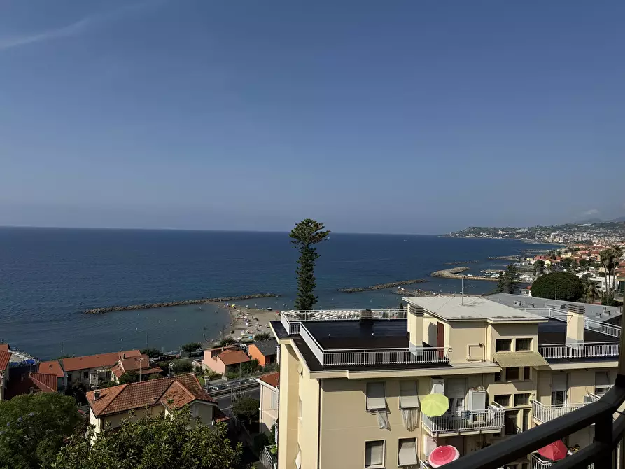 Immagine 4 di Bilocale in vendita  a Santo Stefano Al Mare