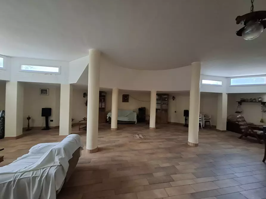 Immagine 58 di Villa in vendita  a Lanciano
