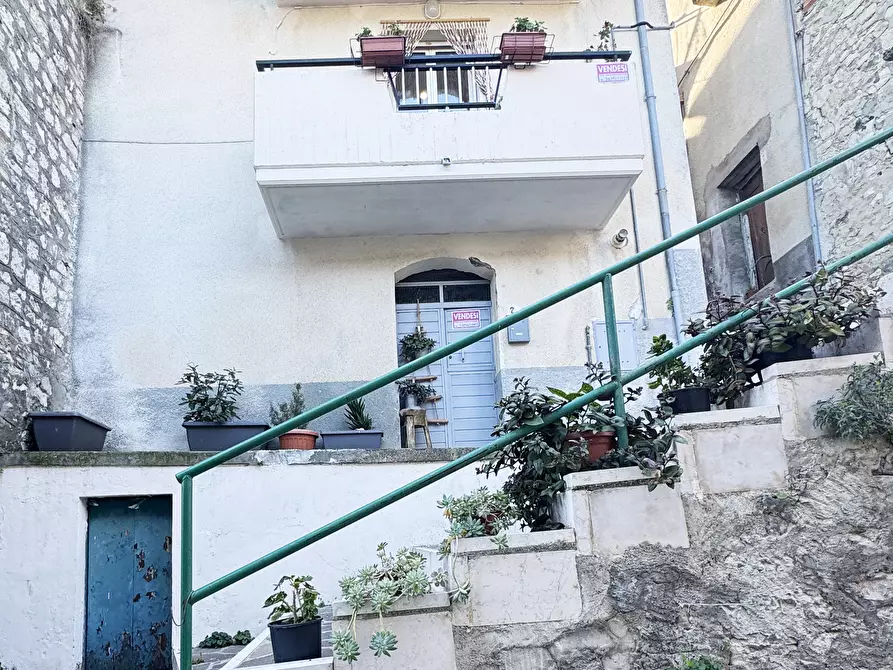 Immagine 63 di Terratetto in vendita  a San Buono