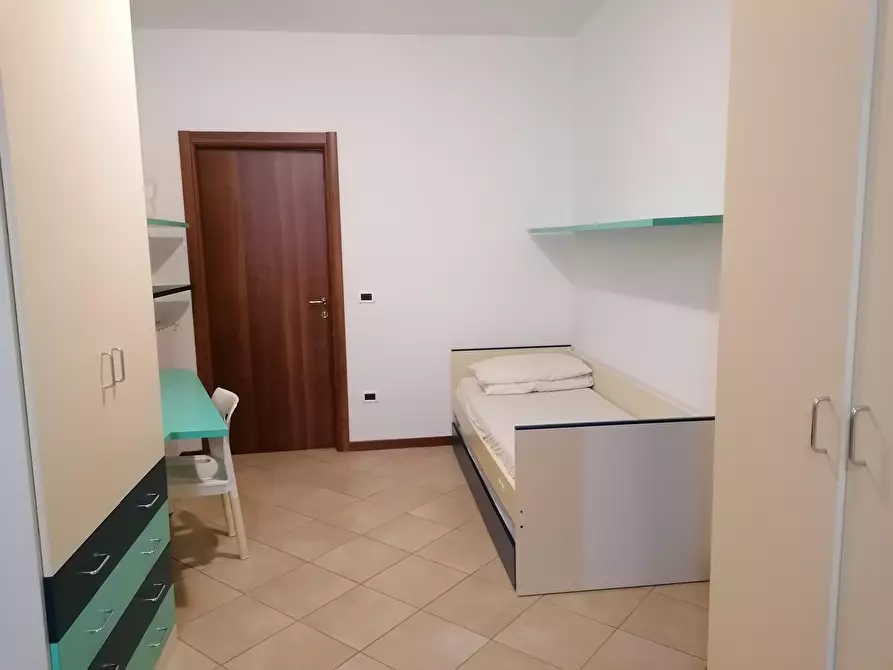 Immagine 10 di Trilocale in affitto  in PIAZZA PLEBISCITO a Lanciano