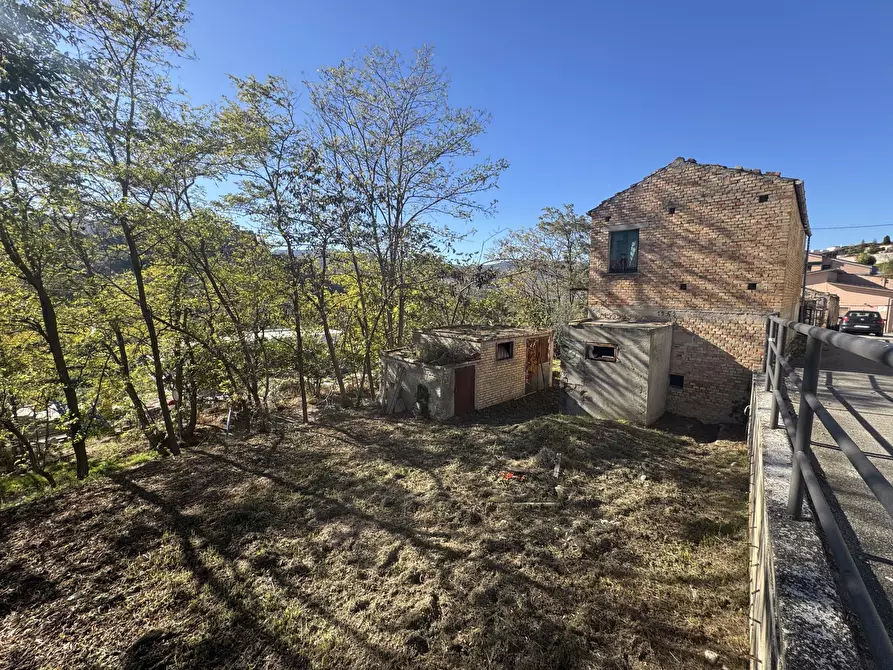 Immagine 42 di Rustico / casale in vendita  a Atessa