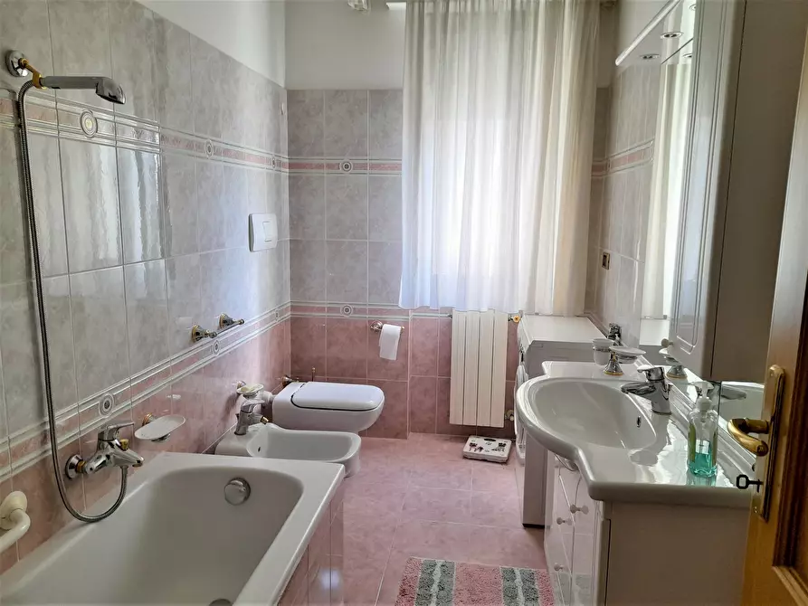 Immagine 9 di Quadrilocale in affitto  in via calabrò a Lanciano