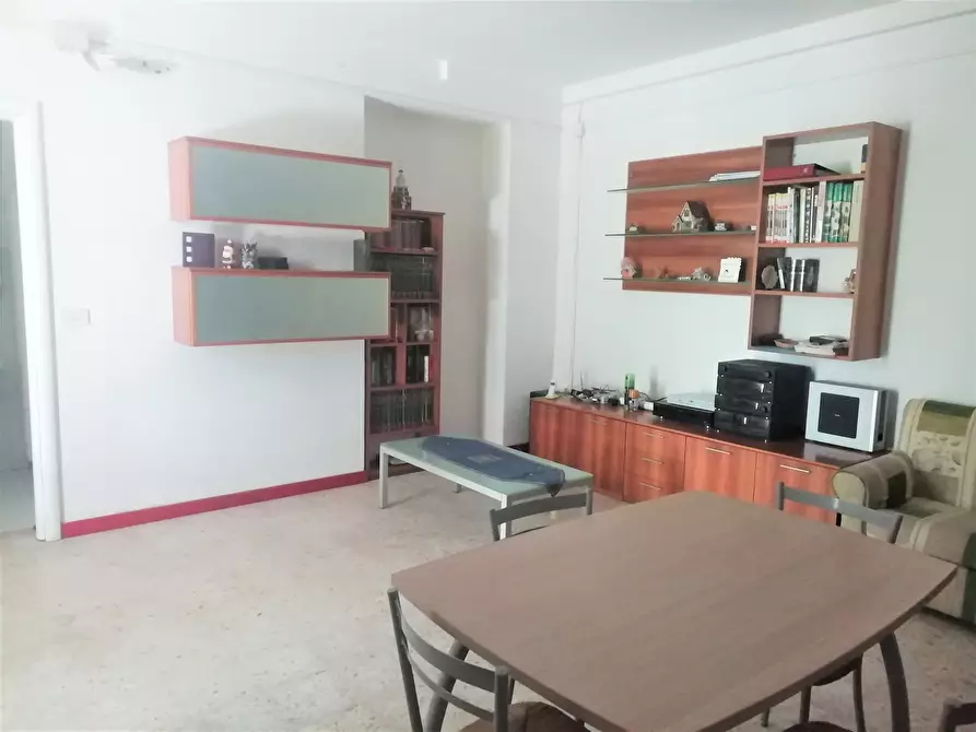 Immagine 2 di Bilocale in affitto  in Via Cavassutti 5 a Casoli