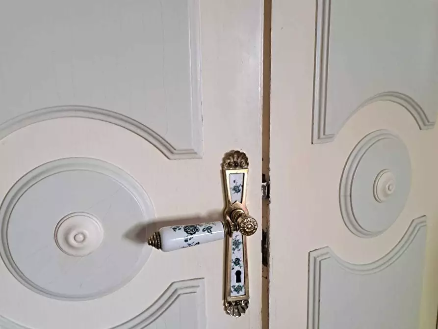 Immagine 9 di Villa in vendita  a Lanciano